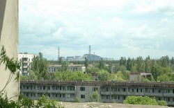 116 Pripyat reactors11 e1303317448369 Reportage da Chernobyl, dove la morte ancora resiste