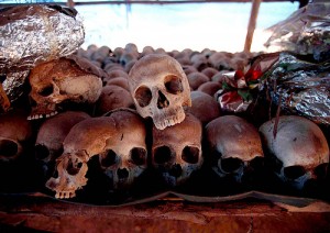 rwanda genocidio 300x212 Un Paese abbandonato alla morte, il genocidio dimenticato del Rwanda
