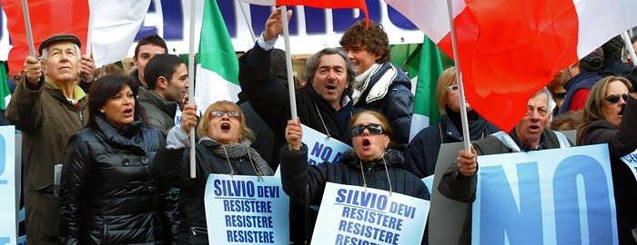 Le truppe di Berlusconi, tutti davanti al Tribunale