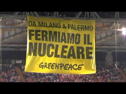 “Da Milano a Palermo, fermiamo il nucleare”. Blitz di Greenpeace durante la finale di Coppa Italia