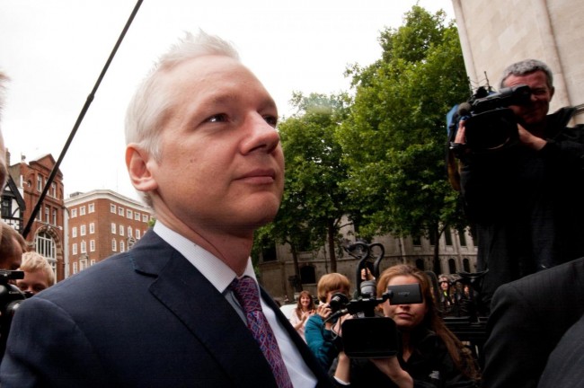 WikiLeaks alla ricerca di fondi: all’asta i cimeli di Assange