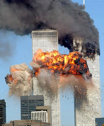 11 settembre 2001, immagini ancora cariche di significato (video)