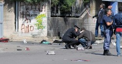 L’attentato di Brindisi e la mania di twittare fotografie delle vittime