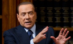 Gli annunci impossibili del Berlusconi grillino